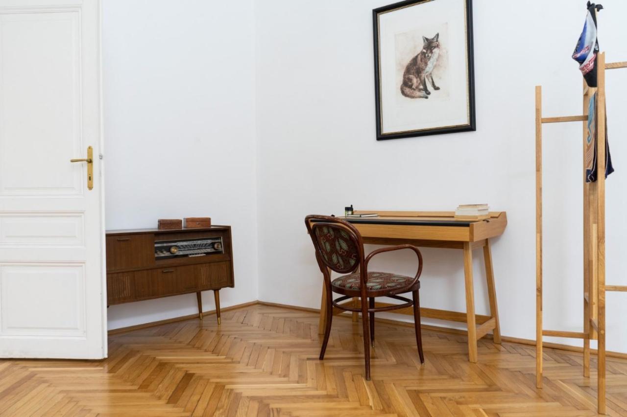 Altbauschatz Am Alsergrund, Naehe Innere Stadt Vienna Exterior photo